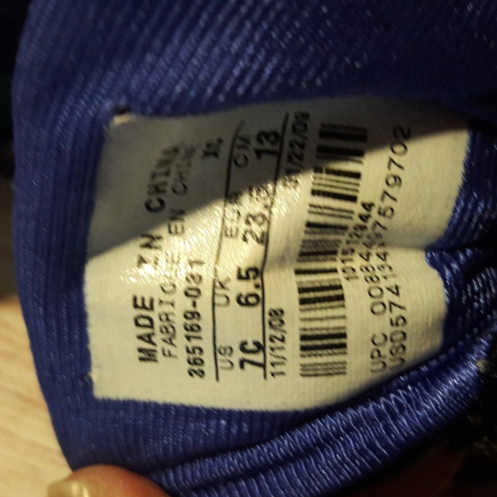 Nike boy's high top black purple green sneaker - Picture 11 of 13